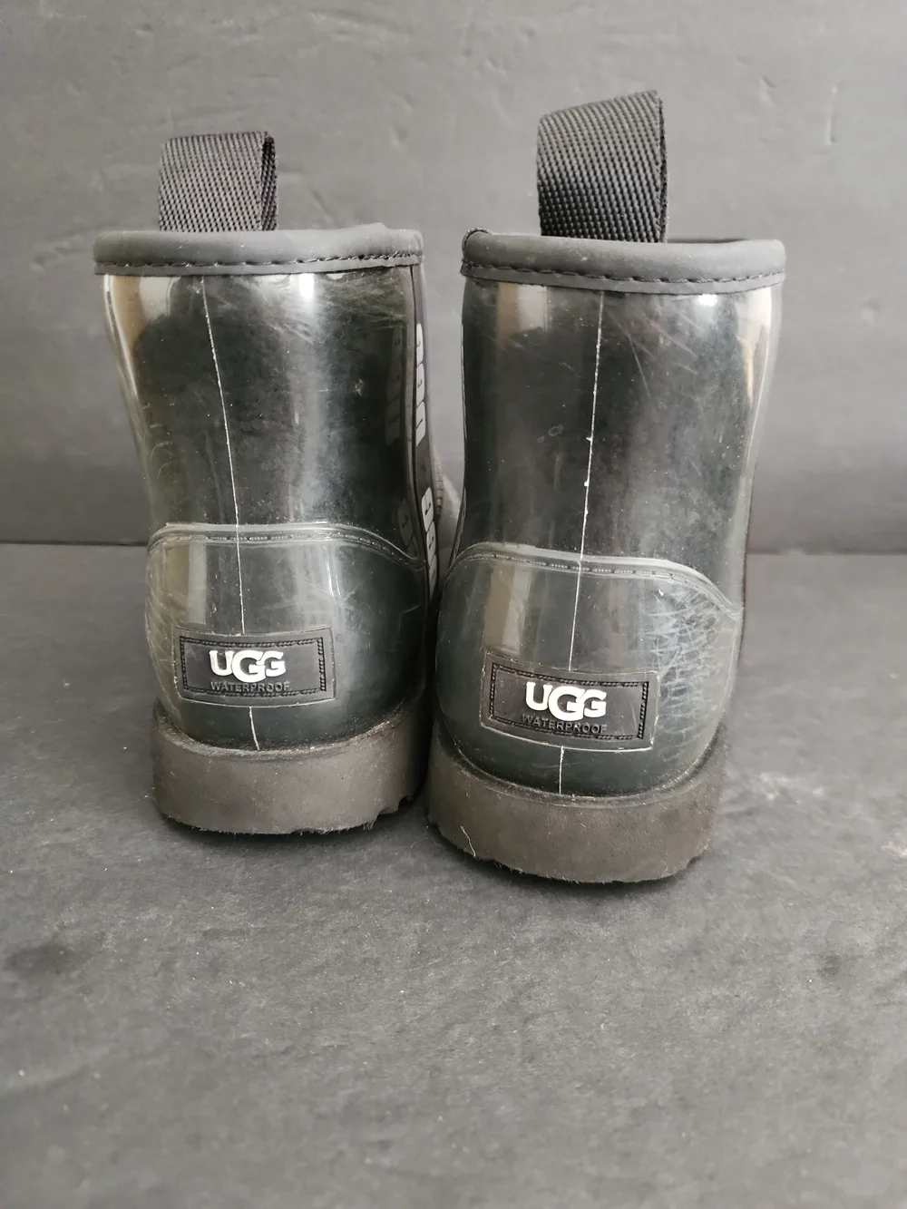 UGG Classic Clear Mini II Black Big Kids Boots Kids Size 2 Youth Waterproof